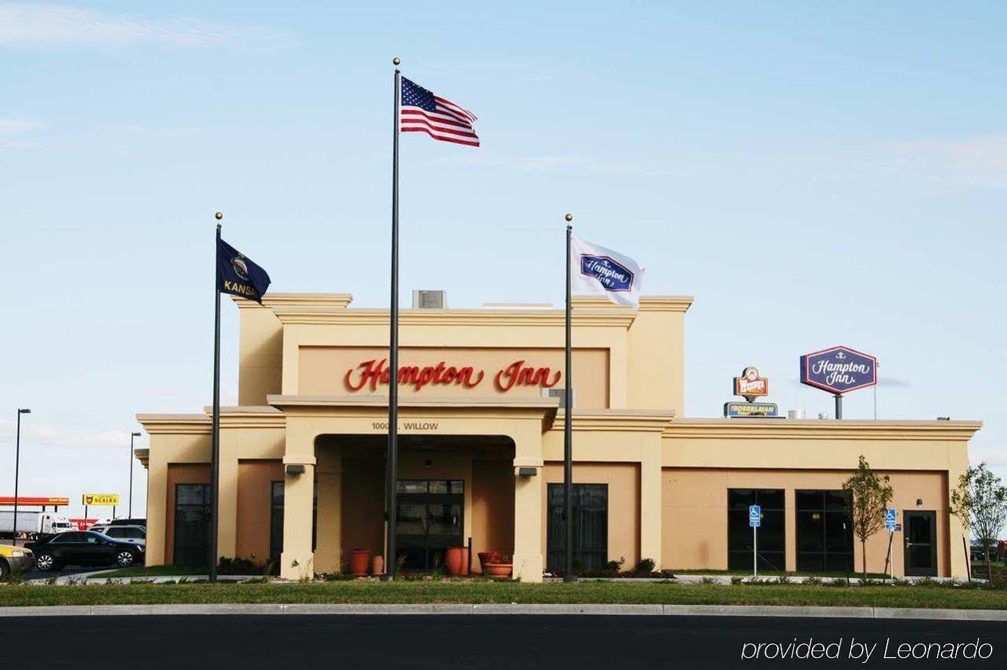 Hampton Inn Colby Buitenkant foto